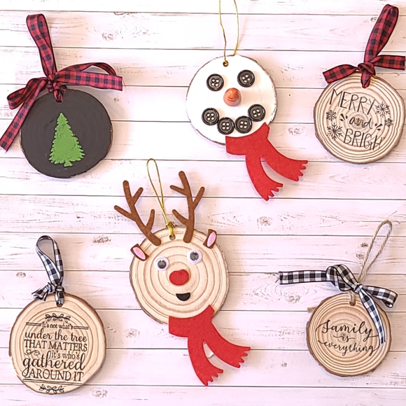 Rustic Wood Slices For DIY Holiday Ornaments - Picture 3 of 6